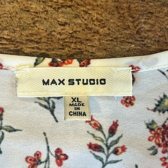Max Studio Floral Blouse Waist Tie XL V-Neck Beige Office Career Work - Picture 3 of 7